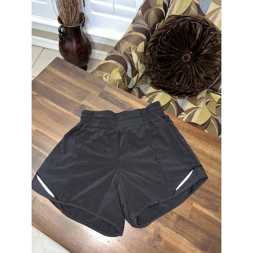 Lululemon Black Style‎ Shorts Lined, Size 2